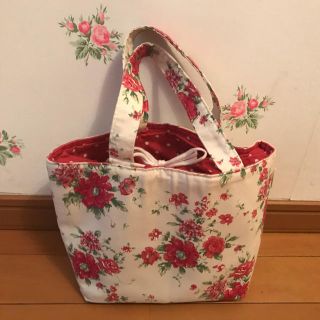 ローラアシュレイ(LAURA ASHLEY)のローラアシュレイ ランチバッグ(弁当用品)