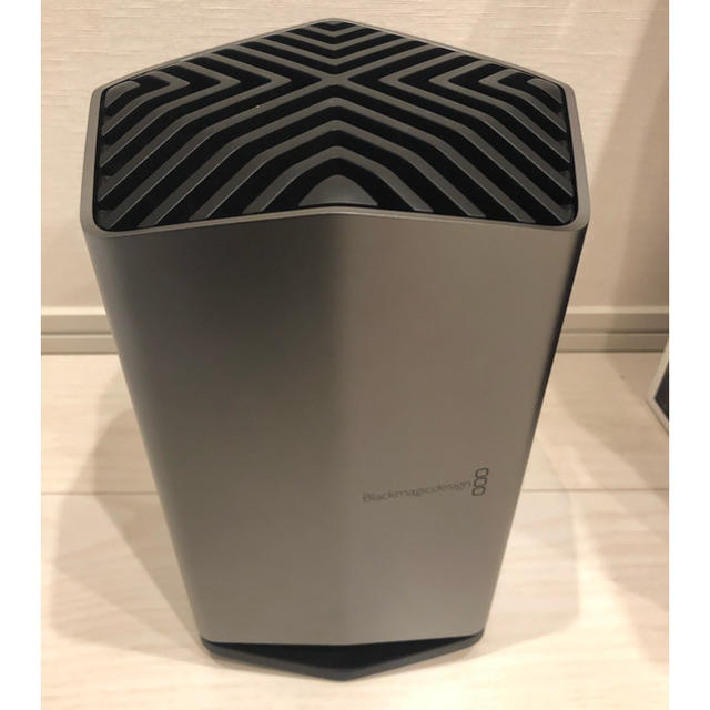 PC周辺機器Blackmagic eGPU