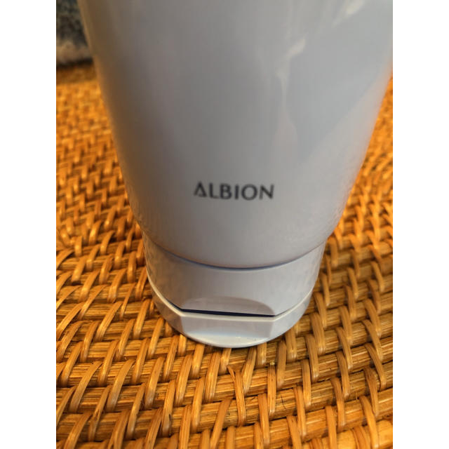 ALBION(アルビオン)のALBION エクサージュホワイト クレンジングクリーム コスメ/美容のスキンケア/基礎化粧品(クレンジング/メイク落とし)の商品写真