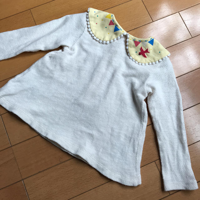 Petit jam(プチジャム)のプチジャム ガーランド カットソー90 キッズ/ベビー/マタニティのキッズ服女の子用(90cm~)(Tシャツ/カットソー)の商品写真