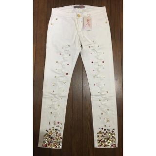 アン(an)のantoyou★ビジューデニムパンツ新品(デニム/ジーンズ)