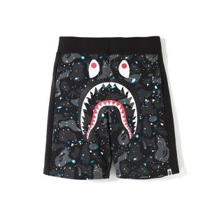 アベイシングエイプ(A BATHING APE)のBAPE SPACE CAMO SHARK SWEAT SHORTS(ショートパンツ)