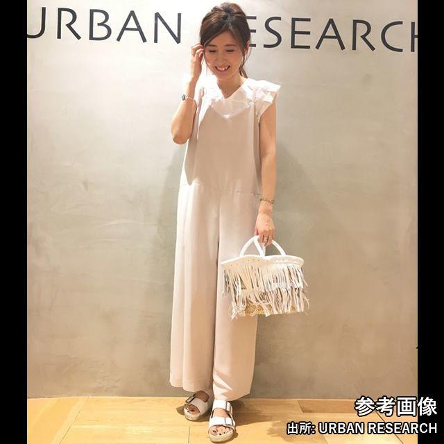 URBAN RESEARCH(アーバンリサーチ)のURBAN RESEARCH オールインワン(ライトベージュ) レディースのパンツ(オールインワン)の商品写真