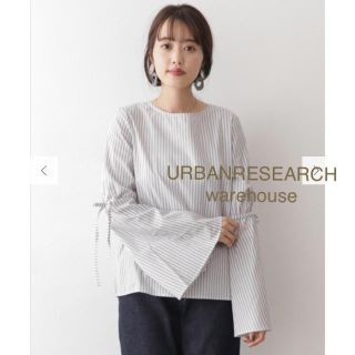 アーバンリサーチ(URBAN RESEARCH)の新品 URBANRESEARCH フレアスリーブブラウス 定価5,292円(シャツ/ブラウス(長袖/七分))