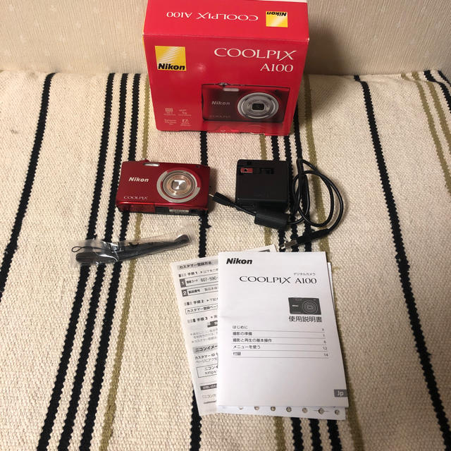 Nikon COOLPIX A100 レッド