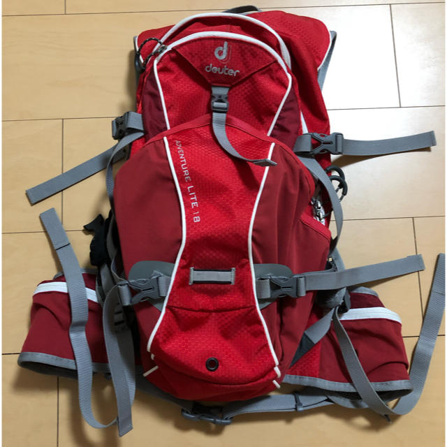 Deuter(ドイター)のドイター  アドベンチャーライト 18 リュック スポーツ/アウトドアのアウトドア(登山用品)の商品写真