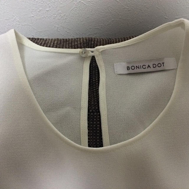 bonica dot(ボニカドット)のbonica ブラウス レディースのトップス(シャツ/ブラウス(半袖/袖なし))の商品写真