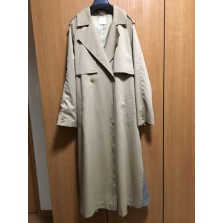 アメリヴィンテージ(Ameri VINTAGE)の✨美品✨ameri  Back Check balloon trench(トレンチコート)