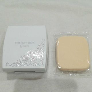 コフレドール(COFFRET D'OR)のコフレドール　グラン
カバーフィット パクトUV(ウォータープルーフ)オークルB(ファンデーション)