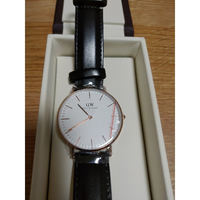 Daniel Wellington(ダニエルウェリントン)の令和記念超特価♪ Daniel Wellington 0508DW 36㎜ レディースのファッション小物(腕時計)の商品写真