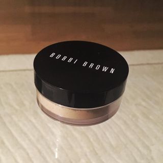 ボビイブラウン(BOBBI BROWN)のシアーフィニッシュルースパウダー/ペールイエロー(フェイスパウダー)