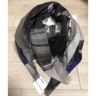 Balenciaga - BALENCIAGA バレンシアガ 大判ロゴストールの通販 by