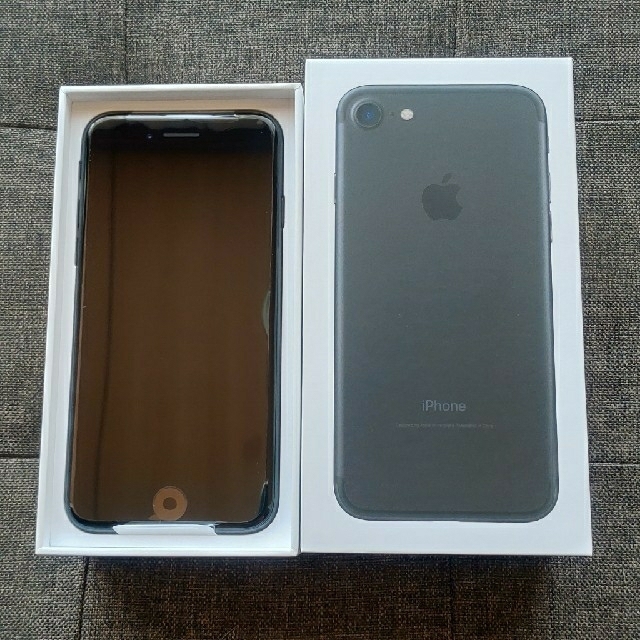 新品未使用simロック解除 iPhone7 32GB ブラックスマホ/家電/カメラ