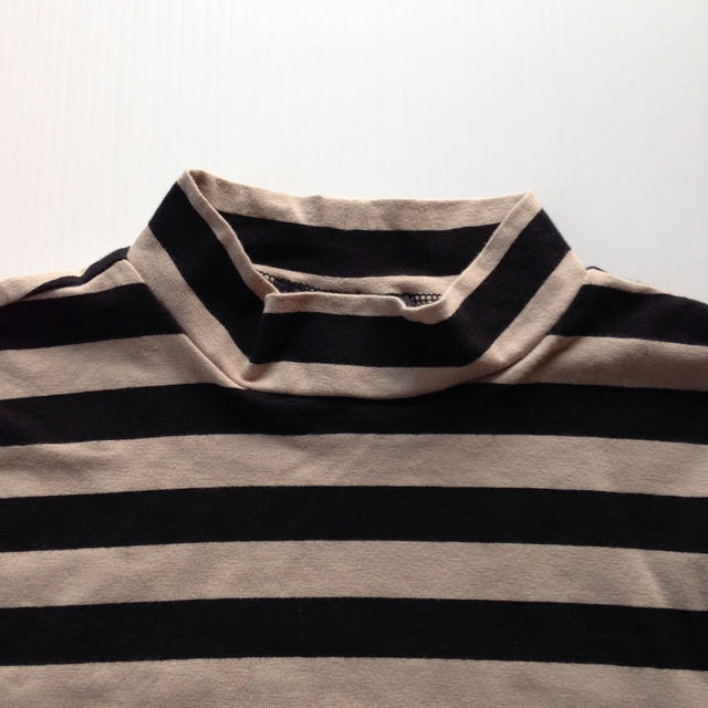 FOREVER 21(フォーエバートゥエンティーワン)のForever21 クロップド トップス レディースのトップス(Tシャツ(長袖/七分))の商品写真