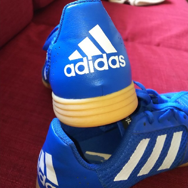 adidas(アディダス)のサッカーシユーズ スポーツ/アウトドアのサッカー/フットサル(その他)の商品写真