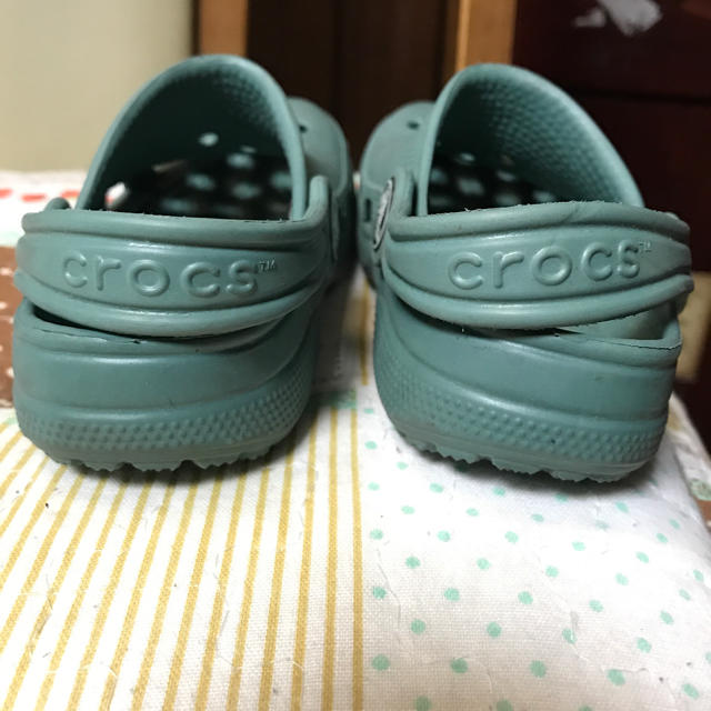 crocs(クロックス)のクロックス 14㎝ キッズ/ベビー/マタニティのベビー靴/シューズ(~14cm)(サンダル)の商品写真