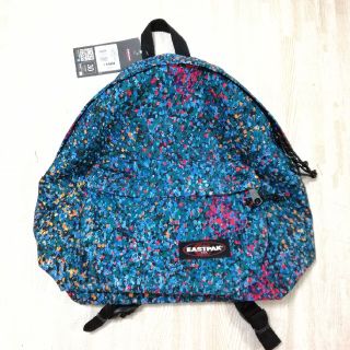 イーストパック(EASTPAK)のEASTPAKのデイバッグ！新品激安！早い者勝ち！(リュック/バックパック)