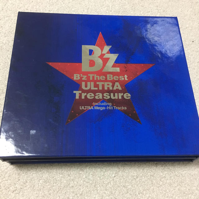 B'z B'z The Best ULTRA Treasure エンタメ/ホビーのCD(ポップス/ロック(邦楽))の商品写真
