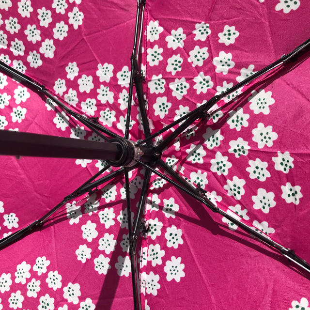 marimekko(マリメッコ)の週末 SALE‼️marimekko 折り畳み傘 プケッティ レディースのファッション小物(傘)の商品写真