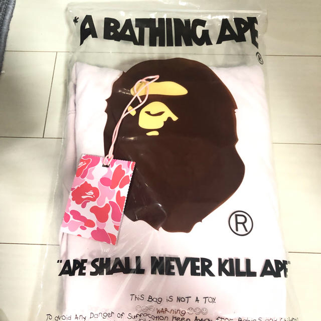 A BATHING APE(アベイシングエイプ)のTIGER LONGLENGTH PULLOVER HOODIE 袋タグ付き レディースのトップス(パーカー)の商品写真