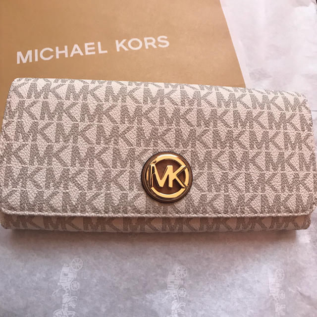 スナップ内部様式【新品タグ付】MICHAEL KORS 長財布