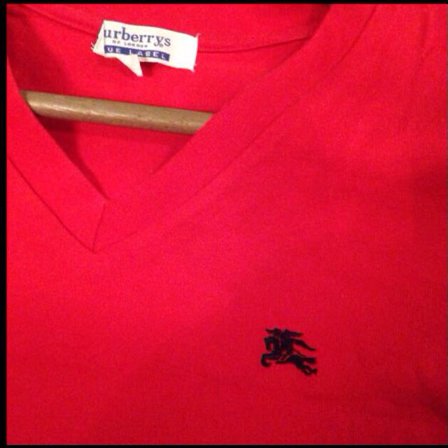 BURBERRY(バーバリー)のバーバリー シンプルTシャツ 赤 ♡M レディースのトップス(Tシャツ(半袖/袖なし))の商品写真