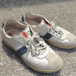 プラダ(PRADA)のPRADA 靴 スニーカー(スニーカー)