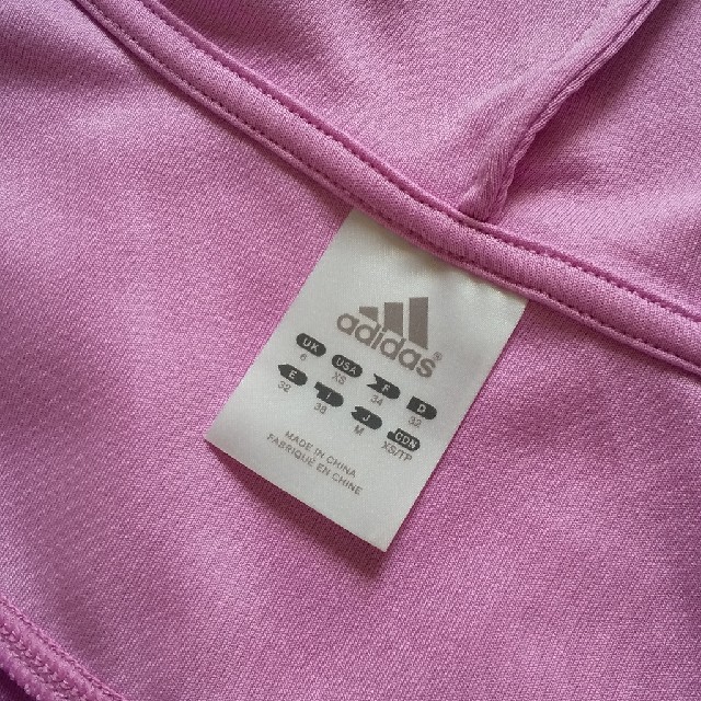 adidas(アディダス)のアディダス ワークアウト チュニックワンピース レディースのトップス(チュニック)の商品写真