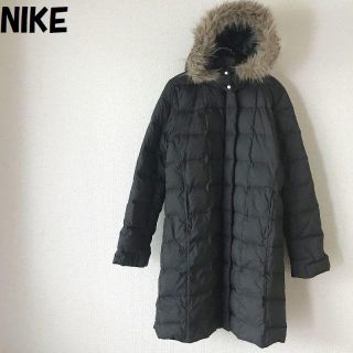 ナイキ(NIKE)の【人気】NIKE/ナイキ ファー付きダウンコート ブラック サイズL レディース(ダウンコート)