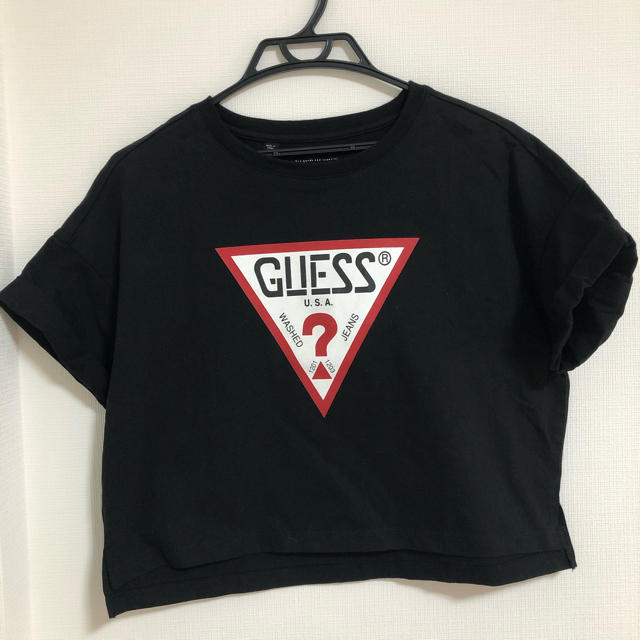 GUESS(ゲス)の【最終値下げ】GUESS ミニ丈Tシャツ レディースのトップス(Tシャツ(半袖/袖なし))の商品写真