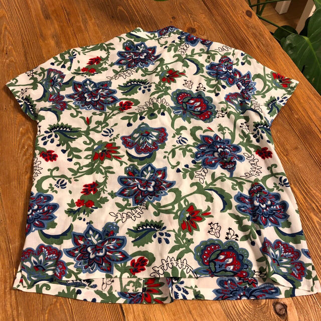 Rose Bud 美品 ローズバッド Rose Bud チャイナボタン 花柄シャツの通販 By P Shop ローズバッドならラクマ
