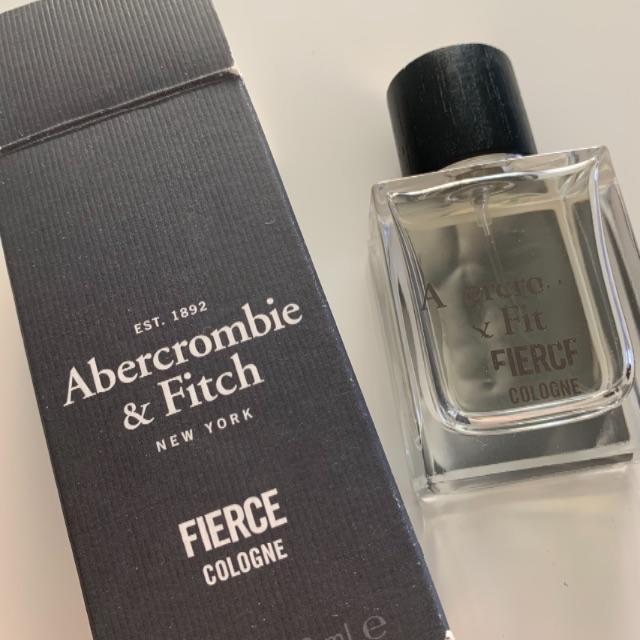 Abercrombie&Fitch - アバクロ 香水 の通販 by ぽよ's shop｜アバクロンビーアンドフィッチならラクマ