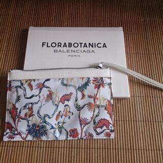 バレンシアガ(Balenciaga)の値下げ！BALENCIAGA ノベルティ(ポーチ)