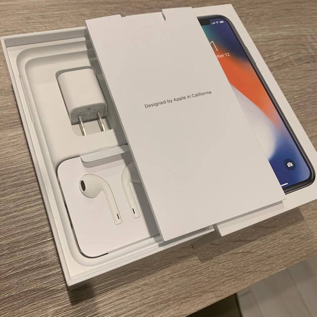 iPhone X 256GB SIMフリー シルバー