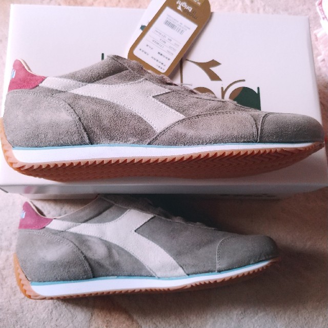 DIADORA(ディアドラ)のディアドラ ヘリテージ 171902A EQUIPE KIDSKIN 27.0 メンズの靴/シューズ(スニーカー)の商品写真