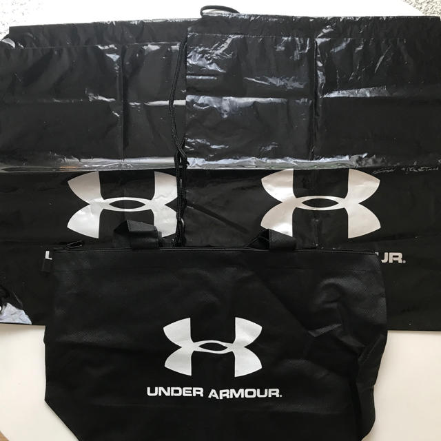 UNDER ARMOUR(アンダーアーマー)のアンダーアーマー ショップ袋 レディースのバッグ(ショップ袋)の商品写真