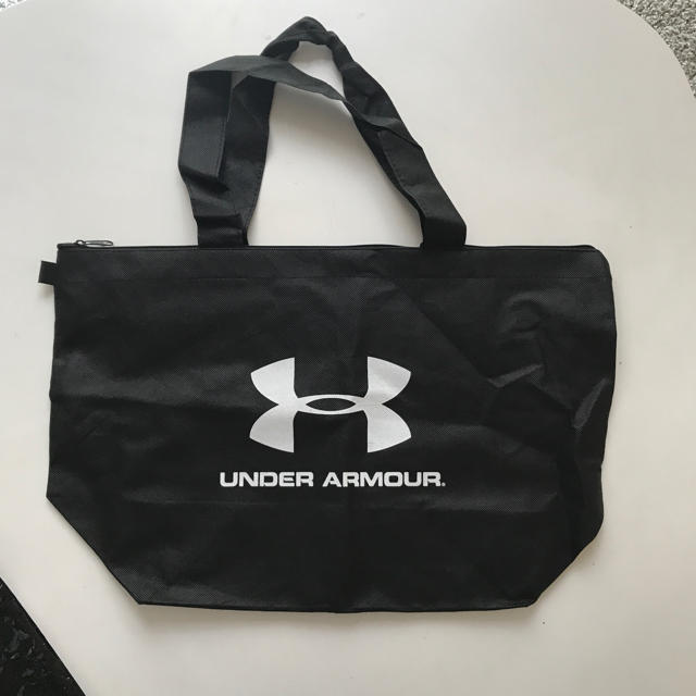 UNDER ARMOUR(アンダーアーマー)のアンダーアーマー ショップ袋 レディースのバッグ(ショップ袋)の商品写真