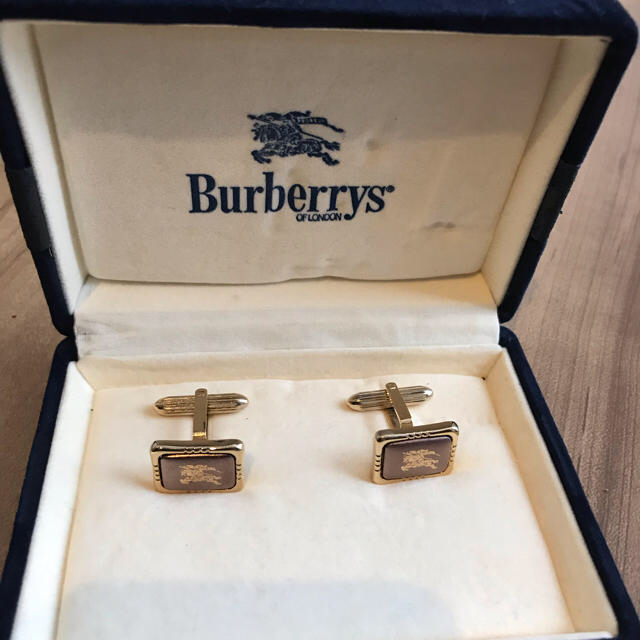 BURBERRY - バーバリー カフスボタンの通販 by 384's shop｜バーバリーならラクマ