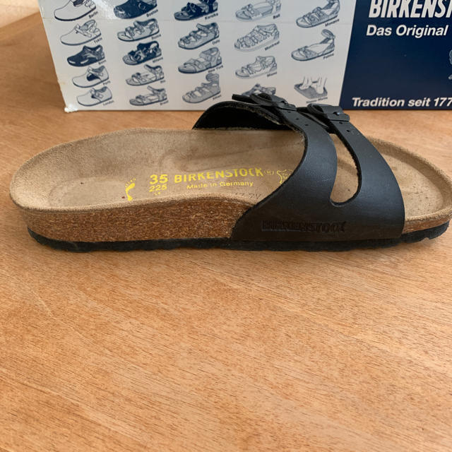 BIRKENSTOCK(ビルケンシュトック)の【22.5cm】BIRKENSTOCK ビルケンシュトック サイズ35 レディースの靴/シューズ(サンダル)の商品写真