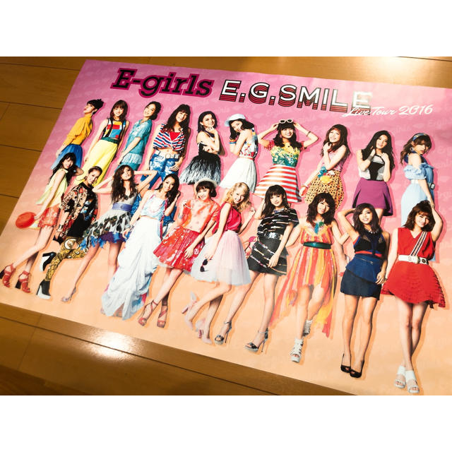 E-Girls E.G.SMILE LiveTour2016 ポスター エンタメ/ホビーの声優グッズ(ポスター)の商品写真