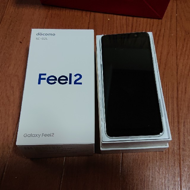 Galaxy Feel2 本体（白）docomo 5/1購入未使用