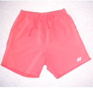 ヨネックス(YONEX)のYONEX メンズ　ハーフパンツ　赤　サイズ：L　涼感ウェア(ウェア)