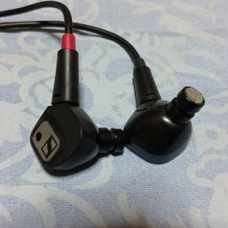 ゼンハイザー(SENNHEISER)のSENNHEISER IE80S ほぼ未使用品(ヘッドフォン/イヤフォン)