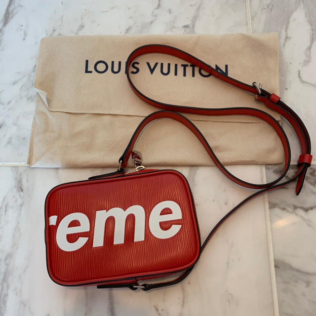 Supreme(シュプリーム)の本物 美品 ルイヴィトン シュプリーム ダヌーブ エピ ショルダー バッグ  赤 レディースのバッグ(ショルダーバッグ)の商品写真