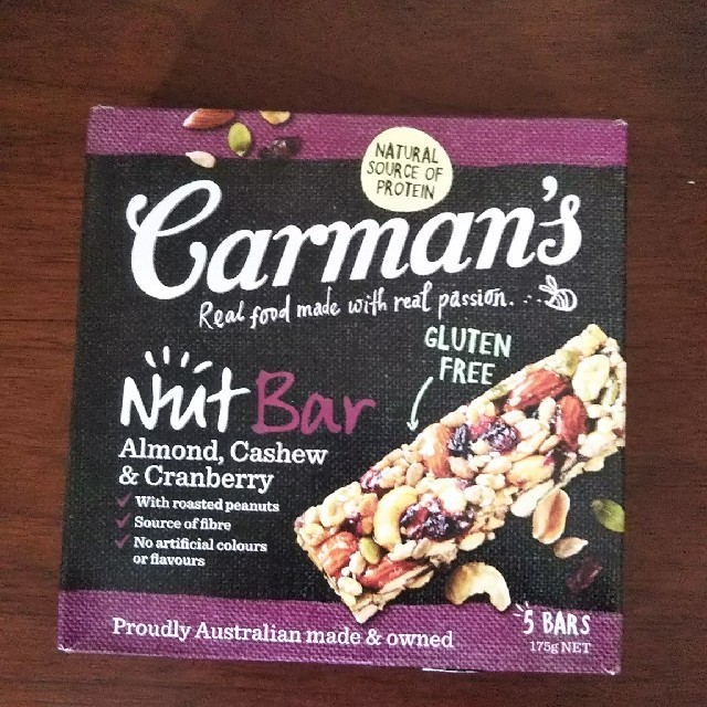 オーストラリアで一番売れているカーマンシリアルバー 食品/飲料/酒の健康食品(その他)の商品写真
