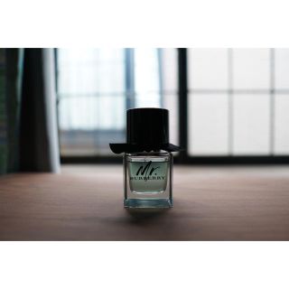 バーバリー(BURBERRY)のMr Burberry 50ml(香水(男性用))