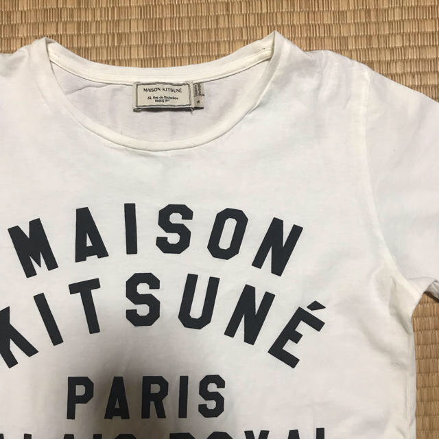 MAISON KITSUNE'(メゾンキツネ)のメゾンキツネ maisonkitsune 完売品 レディースのトップス(Tシャツ(半袖/袖なし))の商品写真