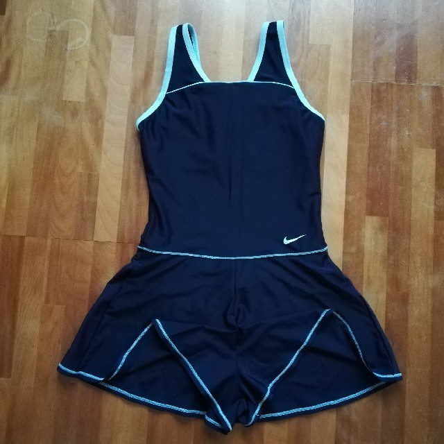 NIKE(ナイキ)のナイキ スクール水着 170(XL) キッズ/ベビー/マタニティのキッズ服女の子用(90cm~)(水着)の商品写真