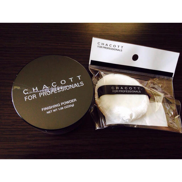 CHACOTT(チャコット)のCHACOTT フィニッシングパウダー コスメ/美容のベースメイク/化粧品(フェイスパウダー)の商品写真