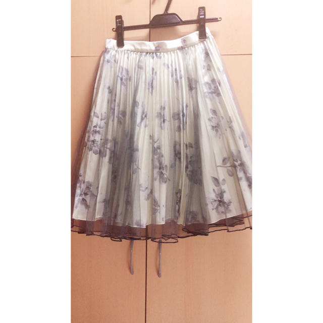 cherry Ann(チェリーアン)のチュール花柄スカート レディースのスカート(ひざ丈スカート)の商品写真